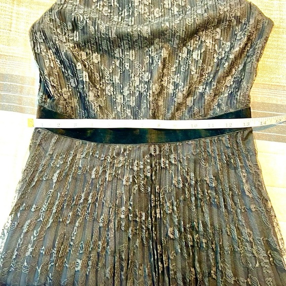 Ali & Jay,Intricate Lace Design,Contrasting Velvet Accents, Excellent Con,Size S - Picture 12 of 12